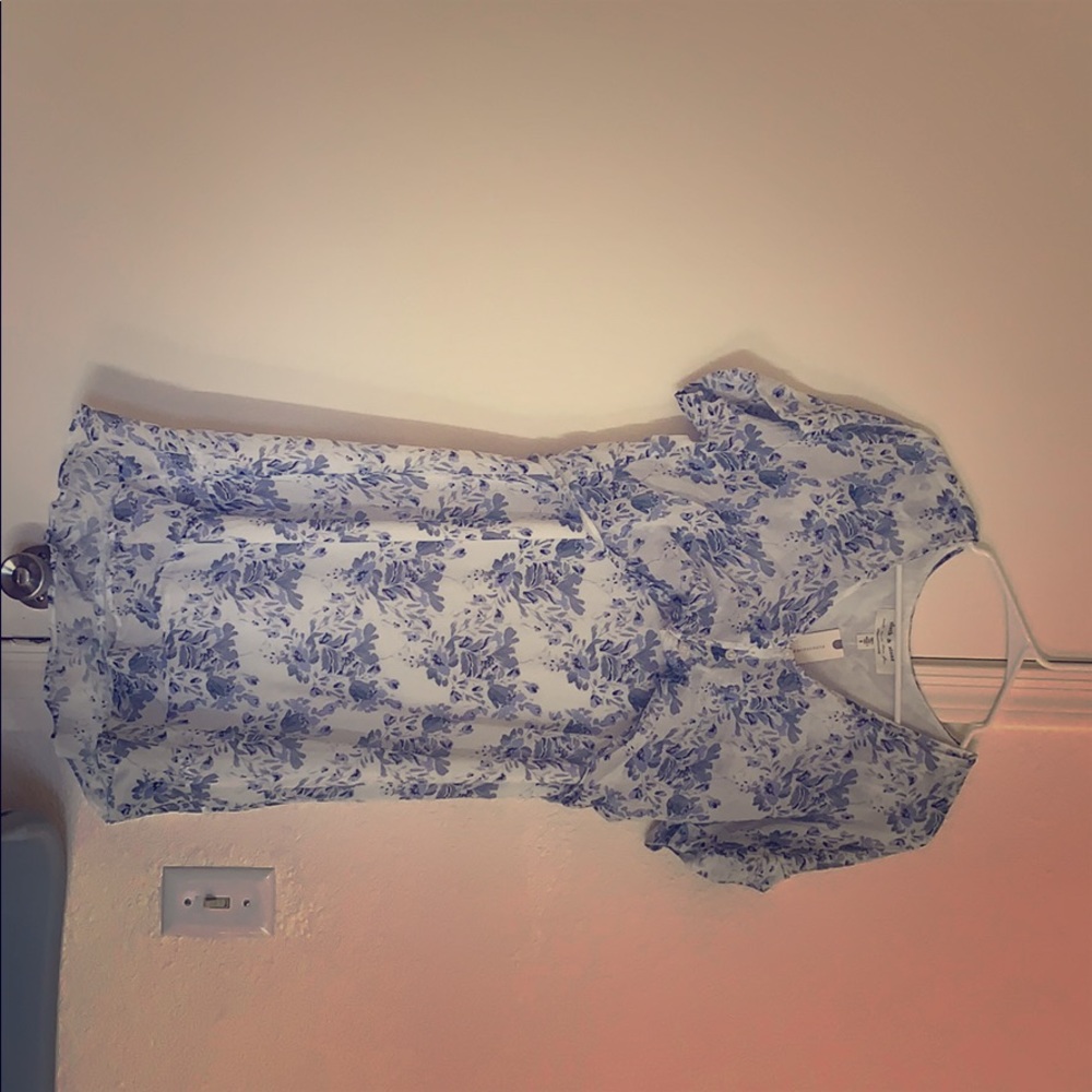 Beautiful blue and white floral print dress